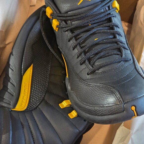 Nike Air Jordan 12 Retro Shoes in Black and Taxi Colorway (Size 6.5 Mens) - Picture 6 of 10